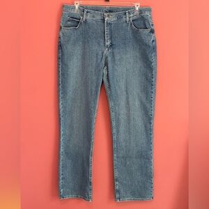 Women’s Lee Riders Blue Straight Jeans Classic Style Sz 18M